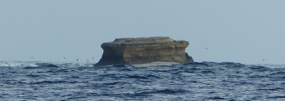 Coffin-shaped rock near Kelefesia